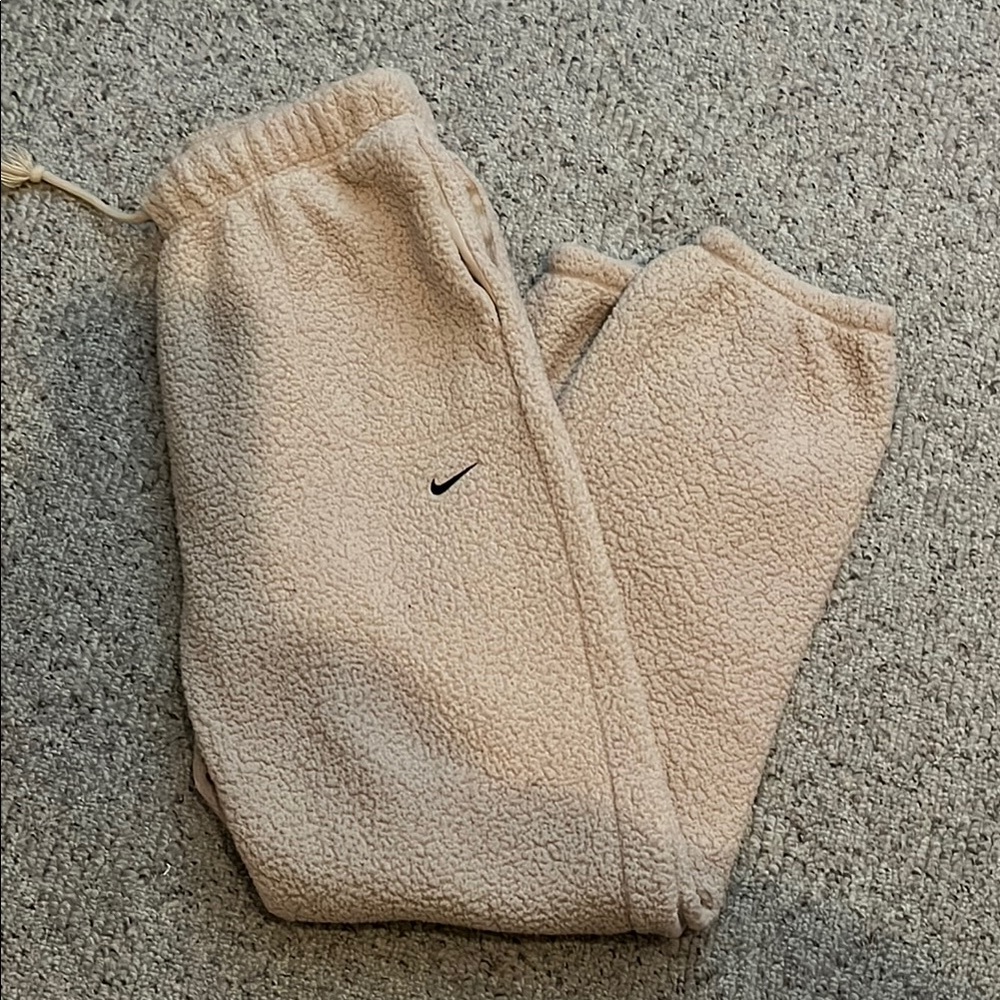 Nike Tan Sherpa Bottoms